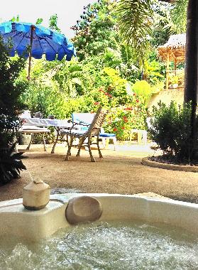 Villa in Karon-Phuket (Phuket) oder Ferienwohnung oder Ferienhaus