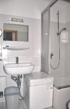 Duschbad, wird komplett f�r 2014 erneuert