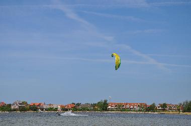 Lemkenhafen, eines der sch�nsten Stehreviere f�r Surfer und Kiter auf Fehmarn