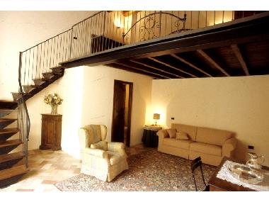 Villa in Montemaggiore al Metauro (Pesaro e Urbino) oder Ferienwohnung oder Ferienhaus