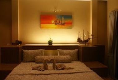 Jedes der Schlafzimmer hat sep. Umkleidebereiche sowie sep. Badezimmer