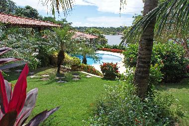 Blick aus dem Garten