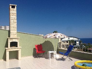 Sonnenterasse zum Entspannen, Sonnen und Grillen