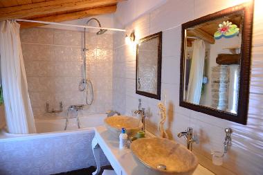 Villa in PERITHEIA (Kerkyra) oder Ferienwohnung oder Ferienhaus