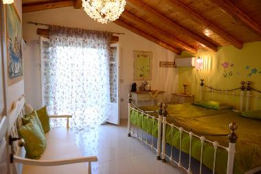 Villa in PERITHEIA (Kerkyra) oder Ferienwohnung oder Ferienhaus