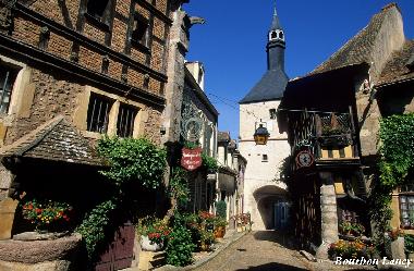 Ferienhaus in Montambert (Ni�vre) oder Ferienwohnung oder Ferienhaus