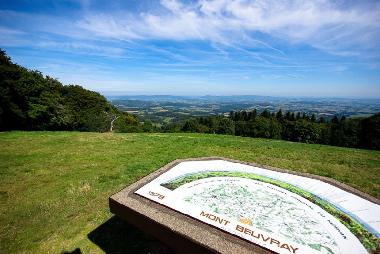 Ferienhaus in Montambert (Ni�vre) oder Ferienwohnung oder Ferienhaus