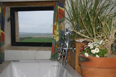  1. Stock /Baden mit Blick in die Landschaft / 