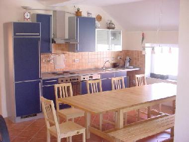 K�che mit gro�en Essplatz