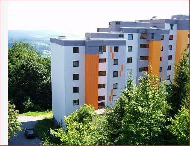Ferienpark Geyersberg  liegt  850 meter hoch  und 1 km von der Stadt entfernt .