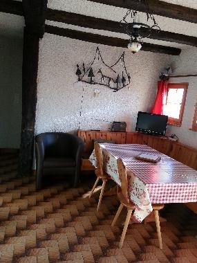 Chalet in St-Luc (Saint-Luc) oder Ferienwohnung oder Ferienhaus