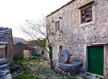 Donja Nakovana, Peljesac