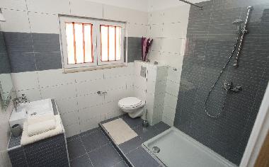 Ferienhaus in Duce (Splitsko-Dalmatinska) oder Ferienwohnung oder Ferienhaus