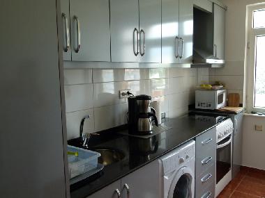 Voll eingerichtete separate Einbauk�che