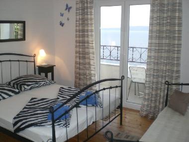 Schlafzimmer mit eigenem Balkon f�r 2 oder 3 Personen 