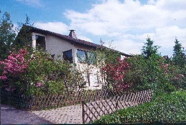 Unser Haus mit dem Stellplatz f�r die Ferienwohnung!