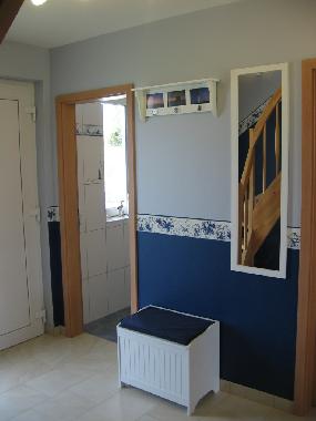 gro�z�giger unterer Flur