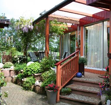 Eingangsbereich mit Terrasse