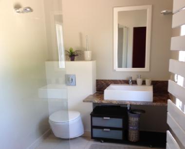 Villa in Roquefort les Pins (Alpes-Maritimes) oder Ferienwohnung oder Ferienhaus