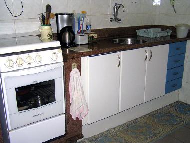 Komplett eingerichtete K�che