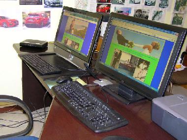 Arbeitszimmer mit Internet, Computer, Telefon, Klimaanlage