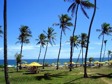 Strand Jardim de Allah mit Parkanlage