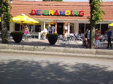 Cafe/Snackbar im Zentrum des Ferienparks