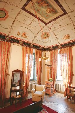 Schloss / Burg in Monterado (Ancona) oder Ferienwohnung oder Ferienhaus