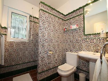 Badezimmer mit begehbarer Dusche