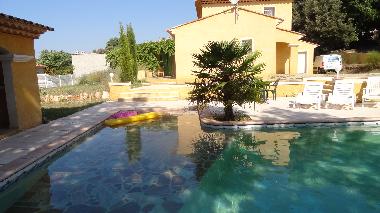 Villa in regusse (Var) oder Ferienwohnung oder Ferienhaus