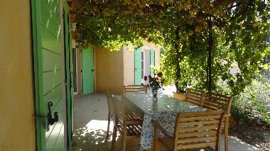 Villa in regusse (Var) oder Ferienwohnung oder Ferienhaus