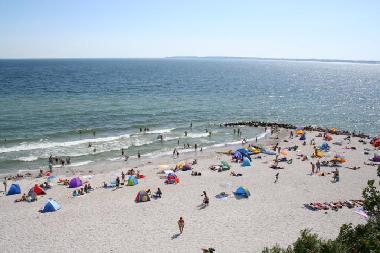 Der Badestrand in ca. 500m Entfernung.