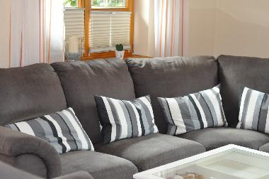 E�tisch im Bild integriert