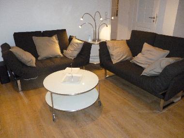 Das Wohnzimmer - Sitzbereich mit 2 gem�tlichen Schlafcouches