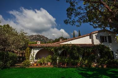 Villa in S. Margherita di Pula (Cagliari) oder Ferienwohnung oder Ferienhaus