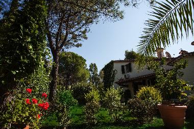 Villa in S. Margherita di Pula (Cagliari) oder Ferienwohnung oder Ferienhaus