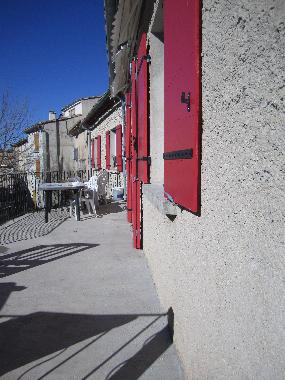 Ferienhaus in MONIEUX (Vaucluse) oder Ferienwohnung oder Ferienhaus