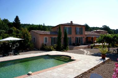 Villa in Lorgues (Var) oder Ferienwohnung oder Ferienhaus