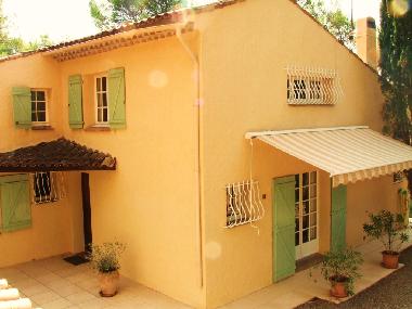 Villa in Lorgues (Var) oder Ferienwohnung oder Ferienhaus
