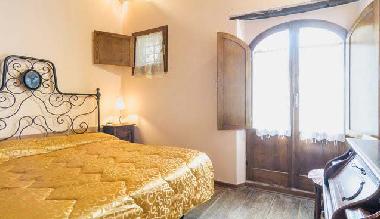 Pension in CETONA (Siena) oder Ferienwohnung oder Ferienhaus