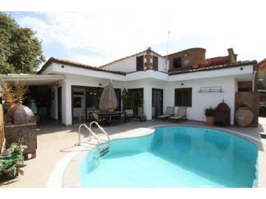 Villa in Palermo (Palermo) oder Ferienwohnung oder Ferienhaus