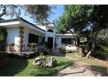 Villa in Palermo (Palermo) oder Ferienwohnung oder Ferienhaus