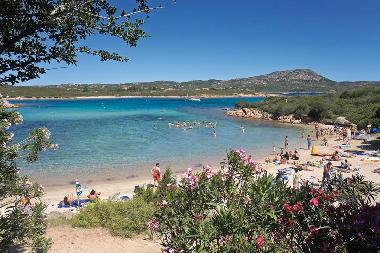 Strand in Cala Granu auf die Cala Corallina