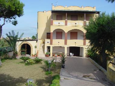 Villa in MARSALA (Trapani) oder Ferienwohnung oder Ferienhaus