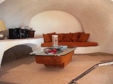 Fernsehzimmernische (rechts versenkbarer Fernseher )