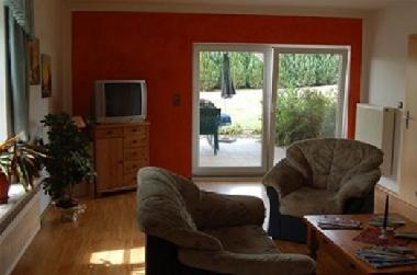 35 qm grosses Wohnzimmer mit berdachter Terrasse