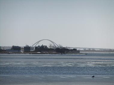 Blick vom Hafen zur Fehmarn-Sundbr�cke