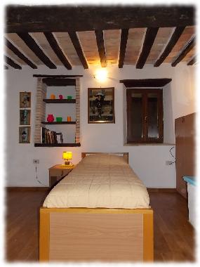 Ferienhaus in Genga (Ancona) oder Ferienwohnung oder Ferienhaus