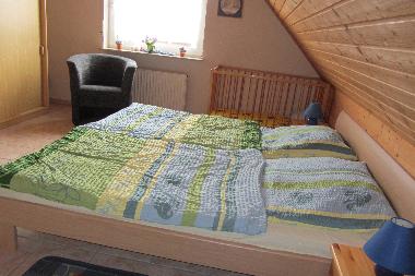 Schlafzimmer 2