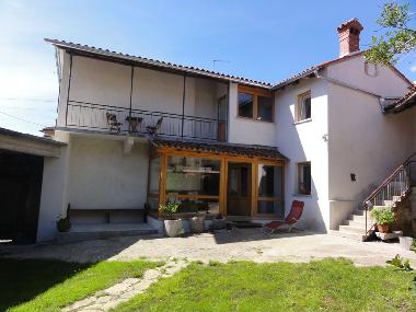 Ferienhaus in Sezana (Sezana) oder Ferienwohnung oder Ferienhaus